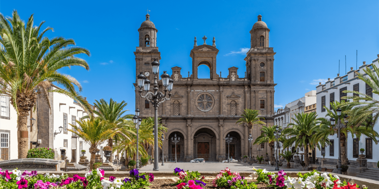 VIVA LAS PALMAS – CHECK OUT THIS VIBRANT ISLAND CITY!